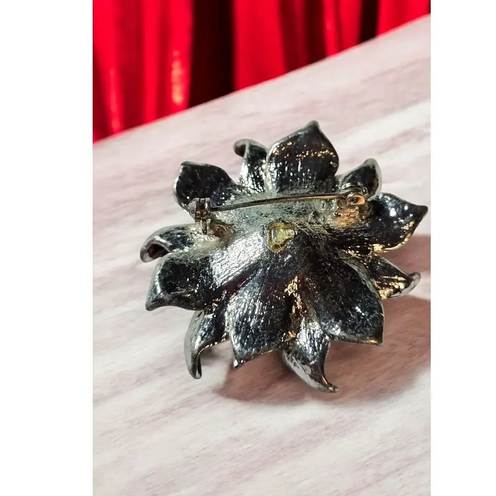 Red Green Enamel Rhinestone Flower Brooch Silver Tone 80s Holiday Pin
